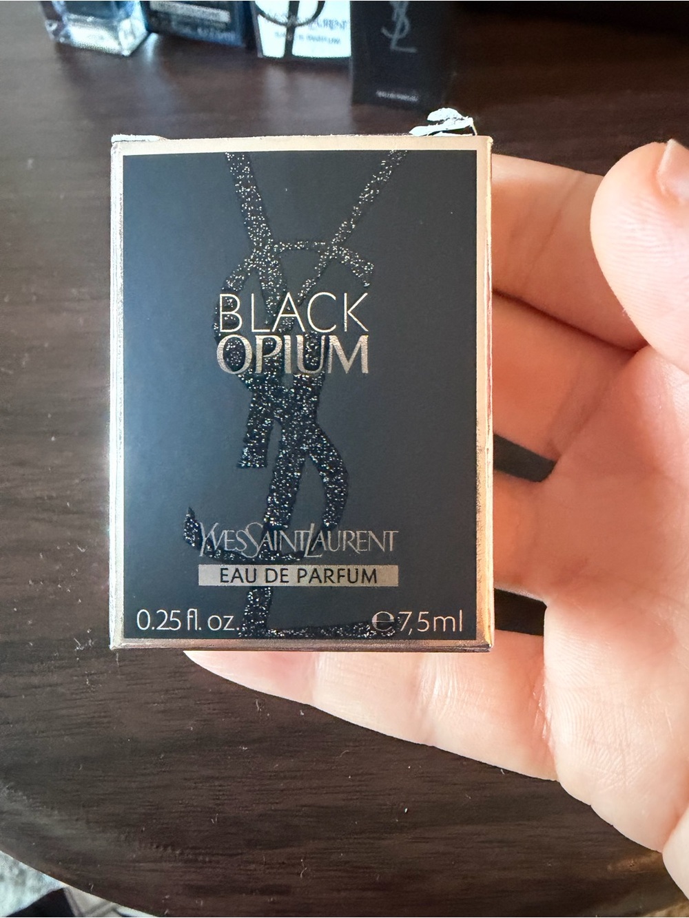 New 4 piece Yves Saint Laurent Beauty Set - Picture 3 of 10